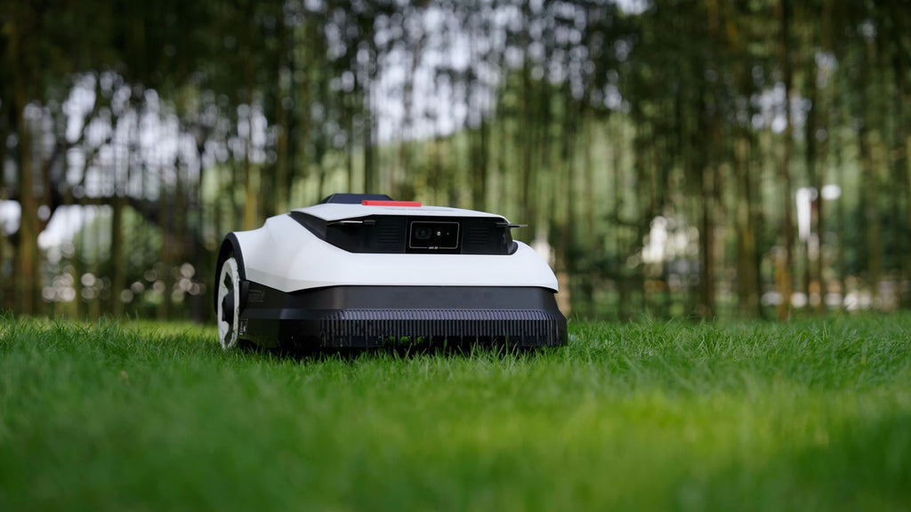 Ecovacs GOAT A1600 RTK Robotmaaier tot 1600 m²
