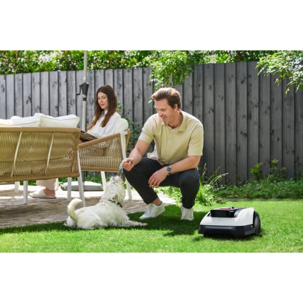 Ecovacs GOAT O800 RTK Robotmaaier tot 800 m²